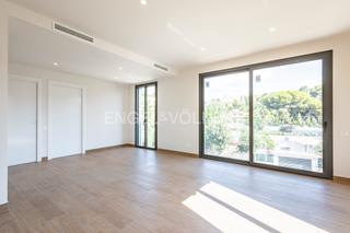 Rent Apartment in Vallpineda-Santa Bàrbara. Exclusivo apartamento moderno en sant pere de ribes lujo y tranq