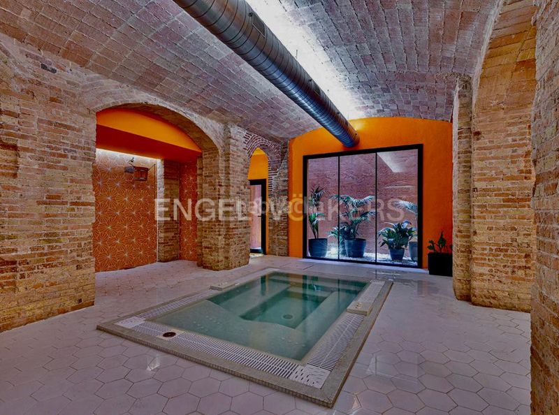 Foto fdd6c221-b447-4a92-8c31-c9a3ea103b9a. Pis amb calefacció piscina a Dreta de l´Eixample Barcelona