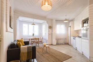 Rent Apartment in Font de la Guatlla. Precioso piso temporal en sants