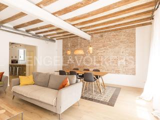 Miete Appartement in Gòtic. Hermoso piso temporal en el gotico a partir de 6 meses.