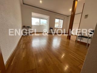 Location Attique à La Nova Esquerra de l´Eixample. Bonito atico en eixample con parking inlcuido