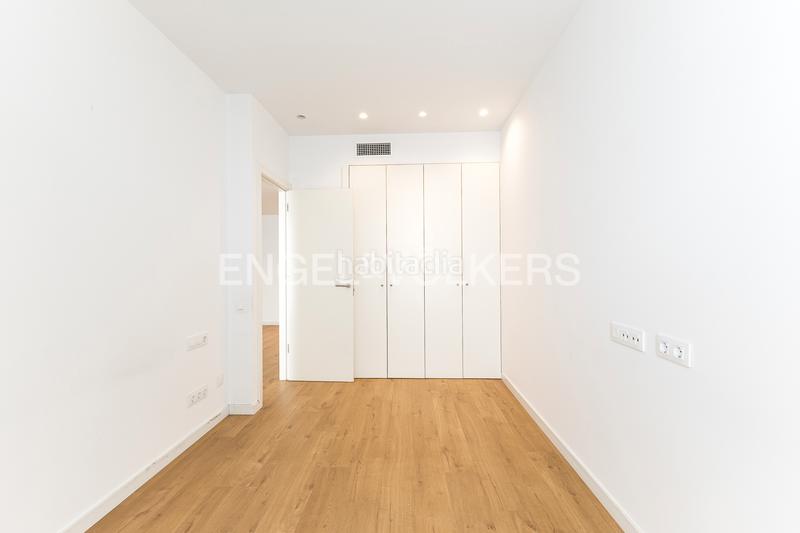 Foto dcb1bb81-5ba0-4ff0-96d6-cca52a3bf6a4. Piccolo appartamento con riscaldamento in Putget - Farró Barcelona