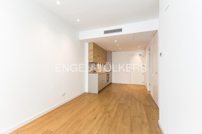 Foto f418c042-8dc5-41ed-b668-d0c6f5e32c9b. Piccolo appartamento con riscaldamento in Putget - Farró Barcelona