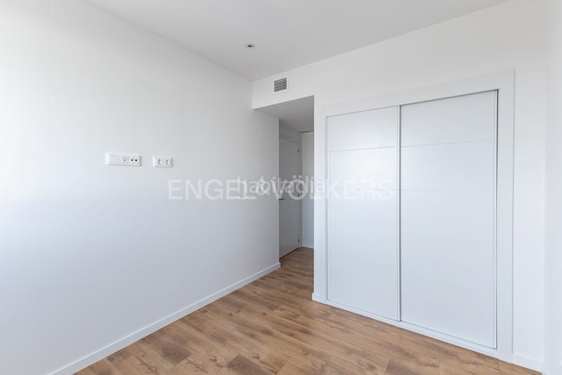 Foto 0f1e99f4-5c2e-4063-b95f-75105f23ebc8. Lloguer apartament amb calefacció aparcament piscina a Mataró