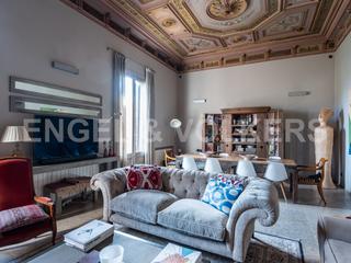Lloguer Apartament a St. Pere - Sta. Caterina - El Born. Precioso y espacioso piso de 2 habitaciones en ciutat vella