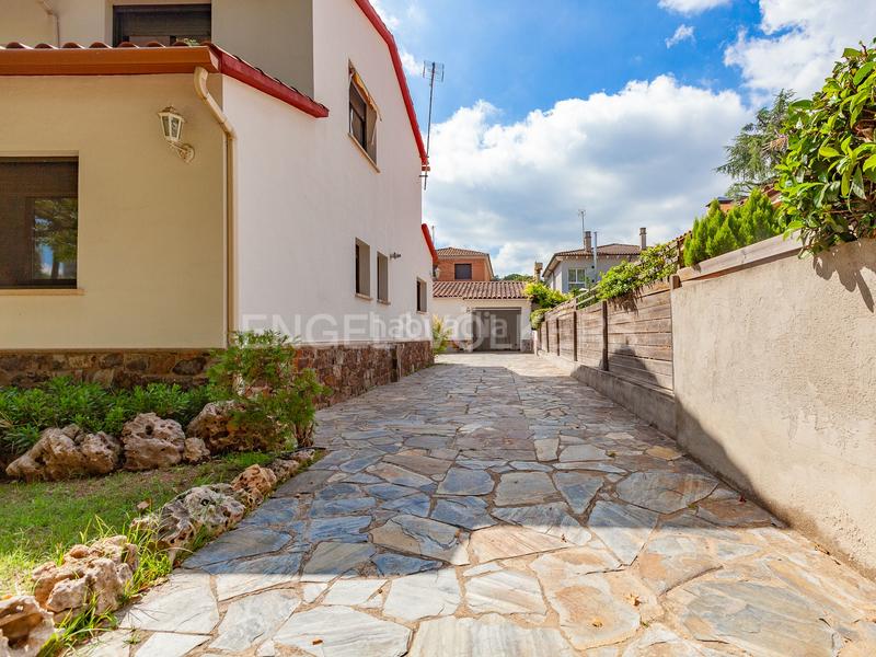 Foto 1b1f6295-1617-4e77-a1fa-314f64a40c62. Haus mit heizung parking pool in Mira-sol Sant Cugat del Vallès