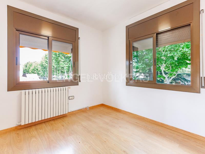 Foto 1b8a5acb-79d6-4753-a2d0-a8b4820f1835. Haus mit heizung parking pool in Mira-sol Sant Cugat del Vallès