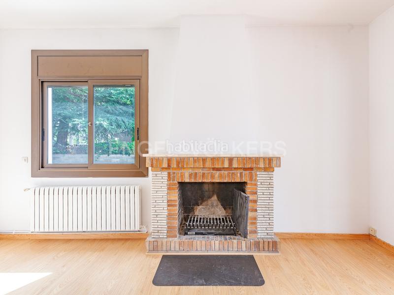 Foto 4777e84f-a3b7-4889-ae18-c23f887d64e2. Haus mit heizung parking pool in Mira-sol Sant Cugat del Vallès