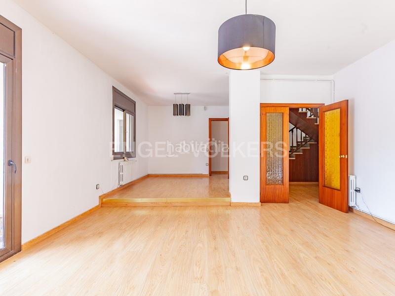 Foto 56f595b5-0bca-445e-b649-28876916885d. Haus mit heizung parking pool in Mira-sol Sant Cugat del Vallès