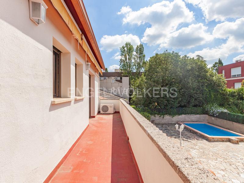 Foto b8189500-1027-43ea-9077-d4e4235e0051. Haus mit heizung parking pool in Mira-sol Sant Cugat del Vallès