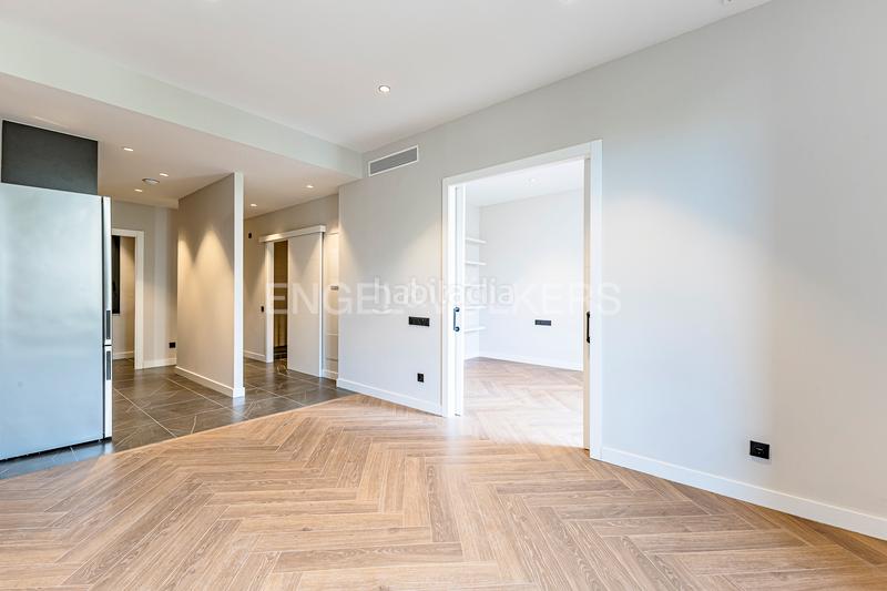 Foto 1097428c-29b2-402c-8568-a0811e150764. Appartement mit heizung in Dreta de l´Eixample Barcelona