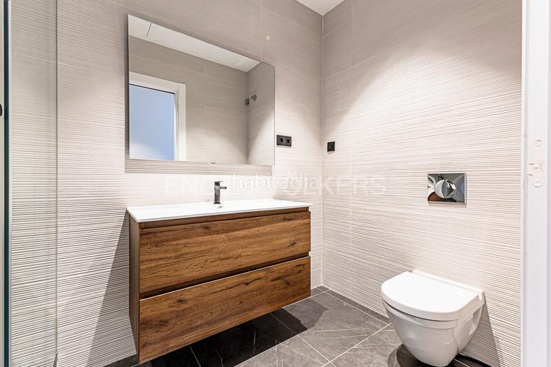 Foto 95957c3b-353a-4844-b2ac-d33510c24009. Appartement mit heizung in Dreta de l´Eixample Barcelona