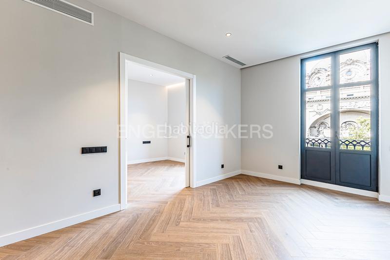 Foto fb827c55-24cd-42bc-9830-9aafd89ed631. Appartement mit heizung in Dreta de l´Eixample Barcelona