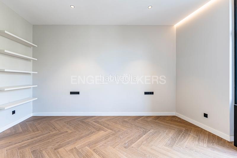 Foto fd6d65db-bc08-473e-9616-8421c56d2485. Appartement mit heizung in Dreta de l´Eixample Barcelona