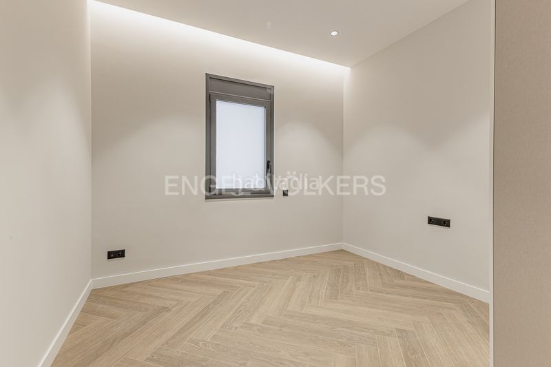 Foto 0a77c583-9bc3-4022-bfeb-e8fd6a405432. Pis amb calefacció a Dreta de l´Eixample Barcelona