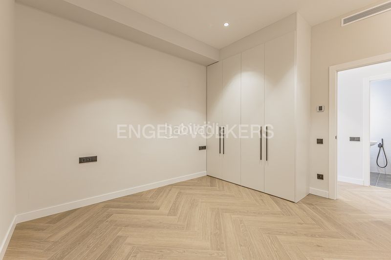 Foto 218e9d67-c233-480d-86e3-7e88c05dbda2. Pis amb calefacció a Dreta de l´Eixample Barcelona