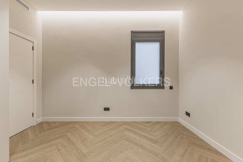 Foto e87d5ebd-f371-4941-bd6c-f9d2458b3d65. Pis amb calefacció a Dreta de l´Eixample Barcelona