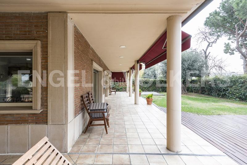 Foto 28a591ee-9a78-449e-89cc-a33b20055b67. Affitto casa con riscaldamento parcheggio piscina in Esplugues de Llobregat