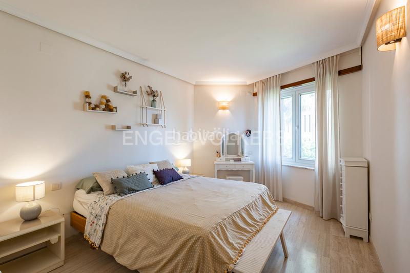 Foto 35cfdd88-6971-437f-a113-a3643a180d46. Alquiler piso exclusiva vivienda familiar con acceso directo a la playa y vistas al mar en Tarragona