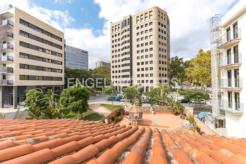 Foto 578fb632-6129-4a50-bcc0-7ca303982905. Casa amb calefacció a Barri de les Corts Barcelona