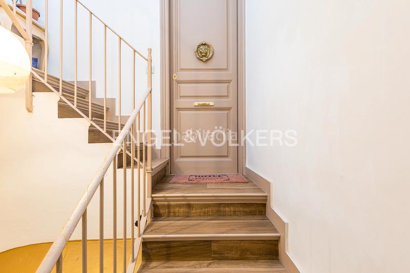 Foto 82bc5bcd-10d8-42ae-a492-8133379bb210. Casa amb calefacció a Barri de les Corts Barcelona