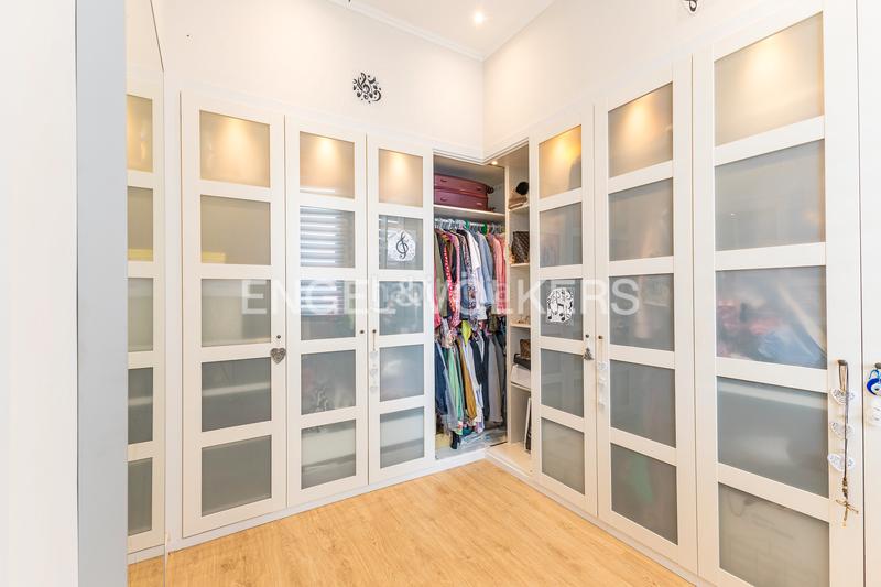 Foto 9cb4dade-92a0-4b66-8dcb-1b1a78112d76. Casa amb calefacció a Barri de les Corts Barcelona