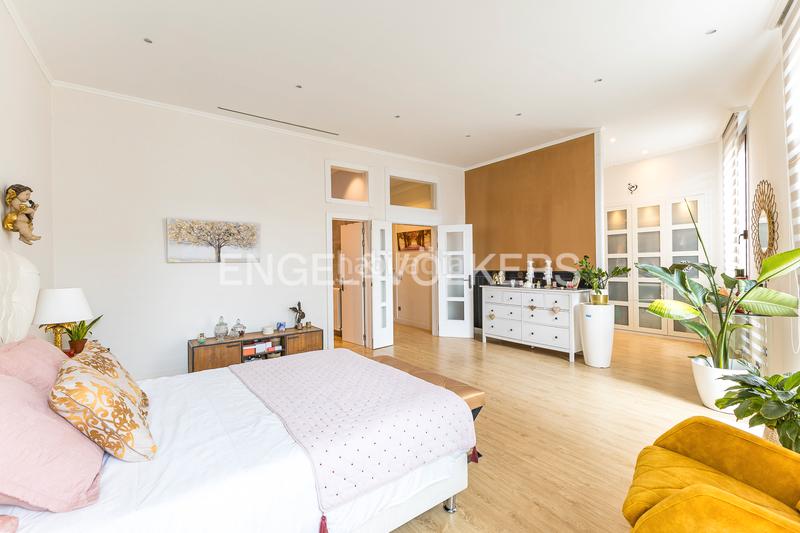 Foto c07bcdd2-da76-468f-aa41-80536725a0c6. Casa amb calefacció a Barri de les Corts Barcelona