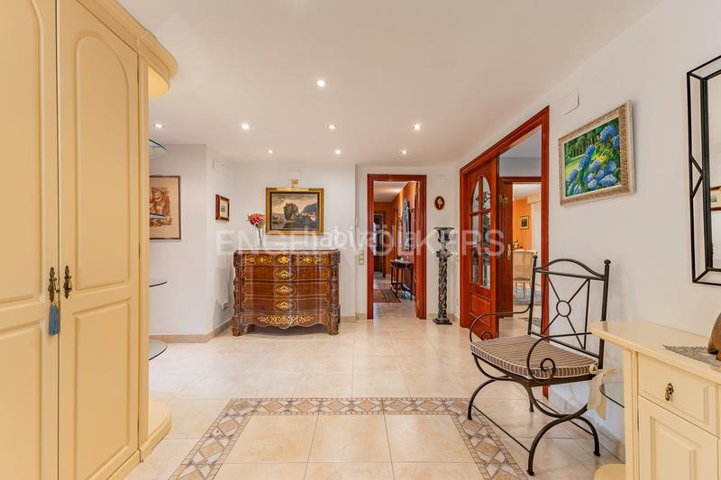 Foto 1d68a260-c4d8-45ab-8c8a-877bef9fa5ae. Affitto casa con riscaldamento parcheggio piscina in Sant Cugat del Vallès