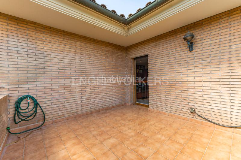 Foto 26d62b1f-3725-48ee-bd31-27ed14f421bc. Affitto casa con riscaldamento parcheggio piscina in Sant Cugat del Vallès
