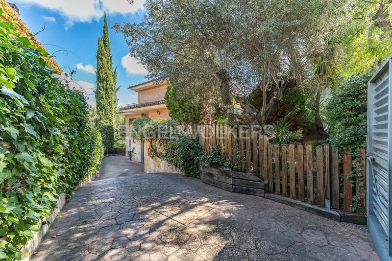 Foto 5bbe25c6-cd0b-49b5-8c96-f9e807ac3879. Affitto casa con riscaldamento parcheggio piscina in Sant Cugat del Vallès