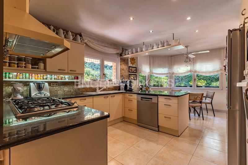 Foto 768c1bbf-2fbc-4699-b274-a0d8437d9525. Affitto casa con riscaldamento parcheggio piscina in Sant Cugat del Vallès