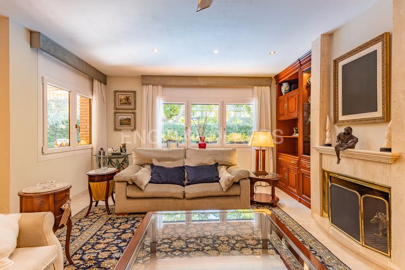 Foto 7767ee5f-847f-4883-8a8d-b980c092666e. Alquiler casa fantástica casa unifamiliar en Arxiu en Sant Cugat del Vallès