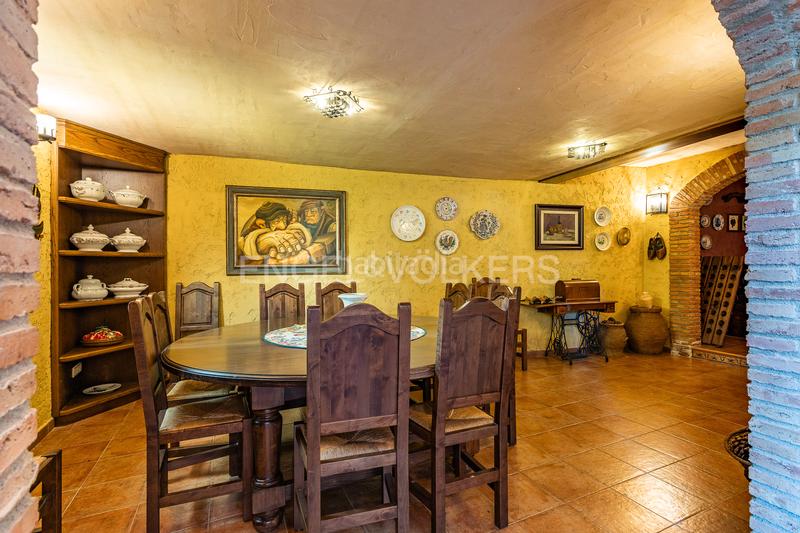 Foto 6c56bcfc-7b1f-4654-b1b5-8e34db378921. Location maison avec chauffage parking piscine dans Sant Cugat del Vallès