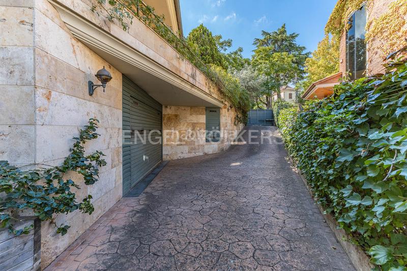 Foto 89b16c73-4d9a-4bf6-847e-b9cf5e7e8332. Location maison avec chauffage parking piscine dans Sant Cugat del Vallès