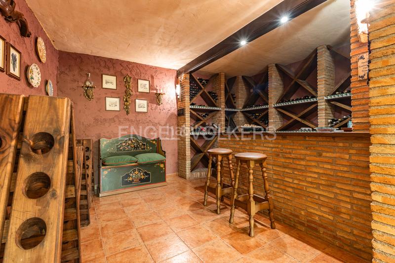 Foto b1b7267c-0faf-4b62-a5a2-4c07d8e52494. Location maison avec chauffage parking piscine dans Sant Cugat del Vallès