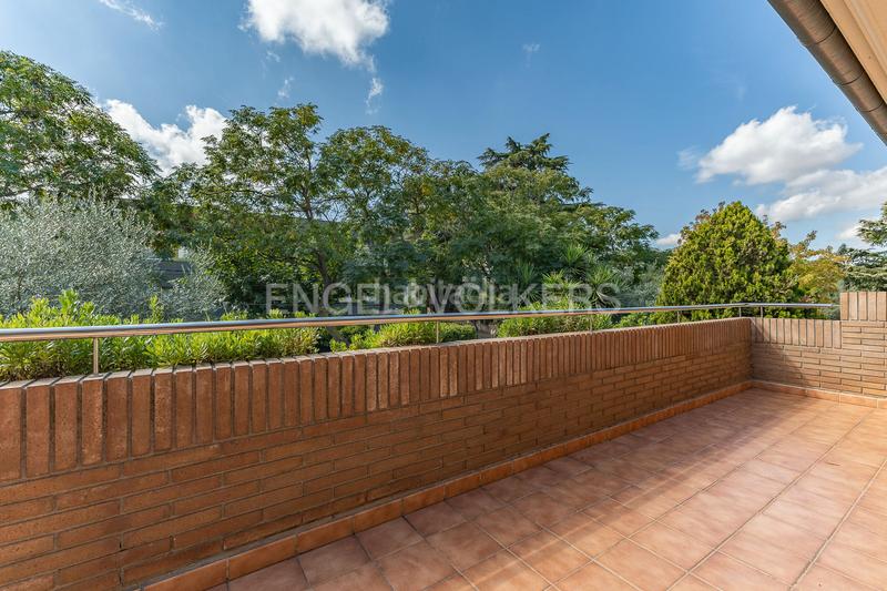 Foto d70dabfd-2d72-4ddd-b25c-70e08688f99a. Location maison avec chauffage parking piscine dans Sant Cugat del Vallès