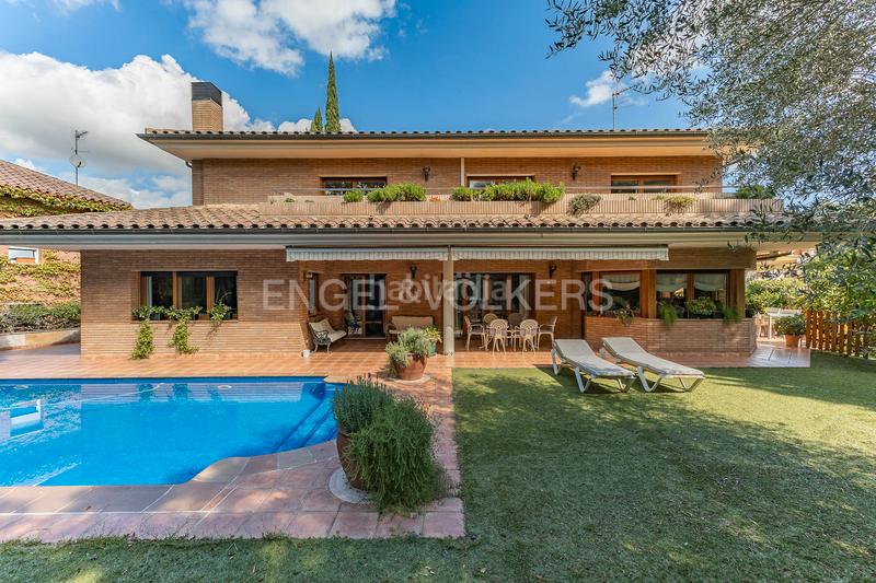 Foto dd07830c-7260-4108-aa52-b807ae677ef0. Location maison avec chauffage parking piscine dans Sant Cugat del Vallès