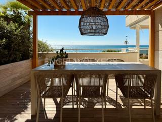 Lloguer Apartament a Caldes d´Estrac. Apartamento exquisito con vistas formidables