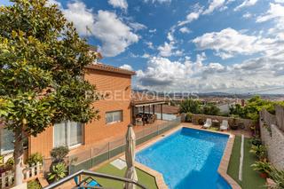 Casa en Centre. Lujo, luz y vistas el hogar que siempre soñaste