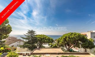 Affitto Piccolo appartamento in Caldes d´Estrac. Elegante apartamento con jardín y vistas al mar