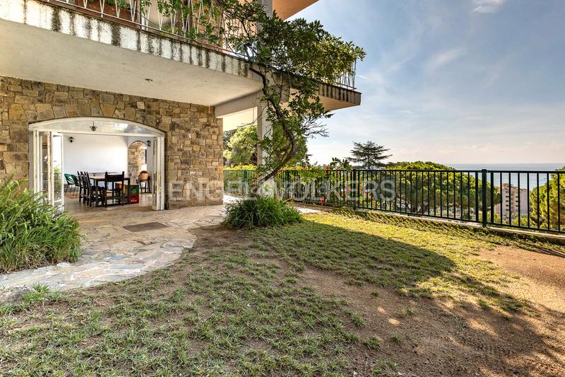 Foto 46abca96-63c9-43ea-9d73-b3a8f59bec73. Lloguer apartament amb calefacció aparcament a Caldes d´Estrac