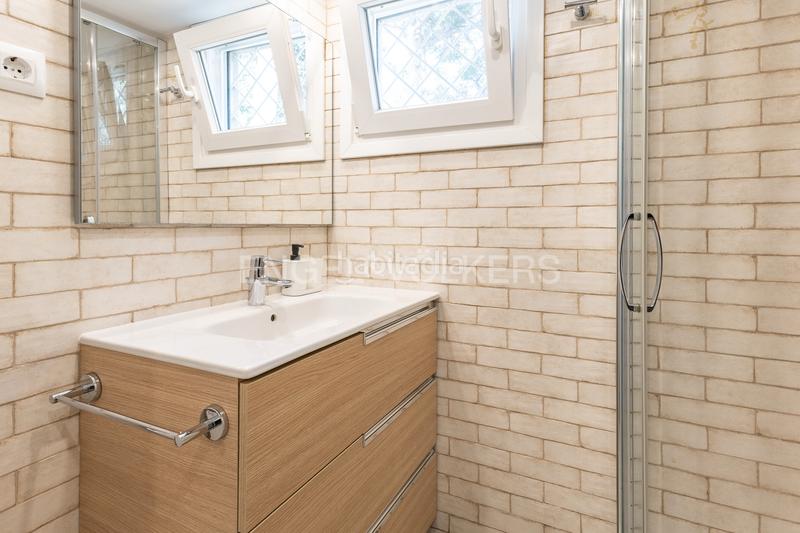 Foto 8f1d9be3-18c5-402e-a9b7-1b89e126dd0b. Lloguer apartament amb calefacció aparcament a Caldes d´Estrac