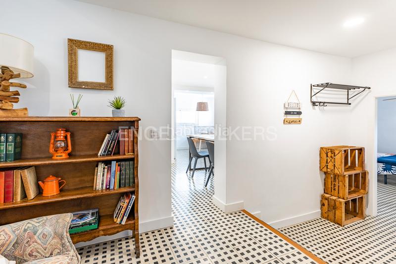 Foto 9c1057f2-fb55-41be-8024-08e987e2fc0d. Lloguer apartament amb calefacció aparcament a Caldes d´Estrac