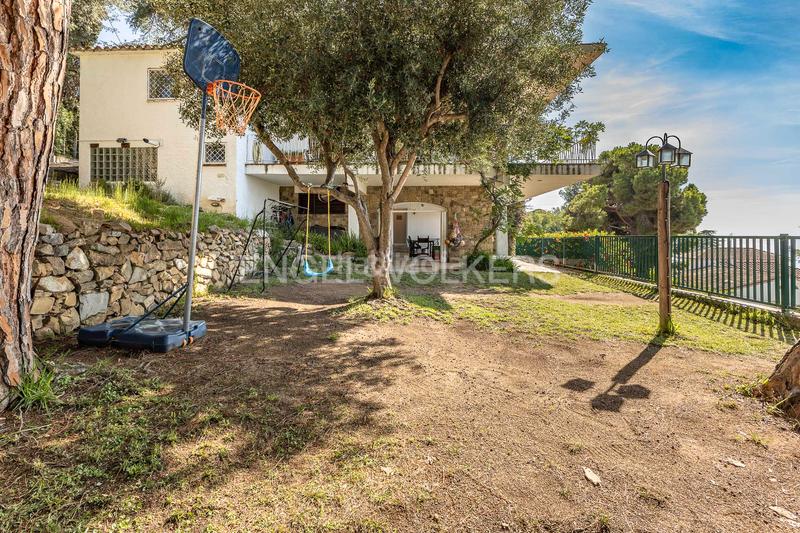 Foto d8b3a469-f132-41b8-b1f4-9799f9c04457. Lloguer apartament amb calefacció aparcament a Caldes d´Estrac