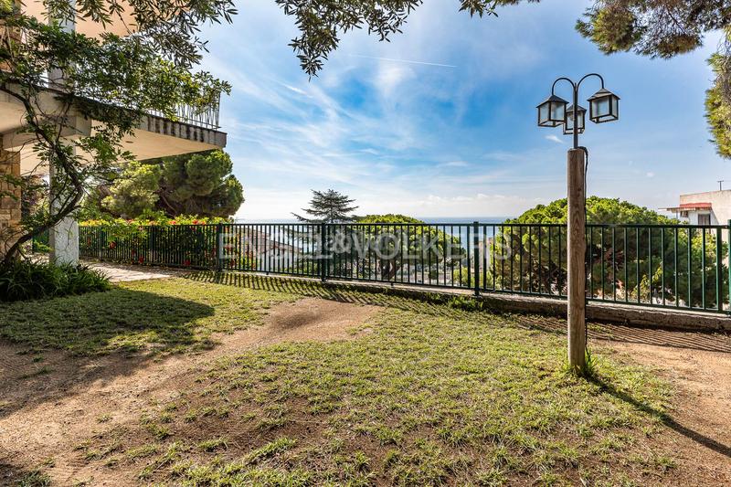 Foto f270598d-c024-46cd-91a0-2e55f3651b72. Lloguer apartament amb calefacció aparcament a Caldes d´Estrac