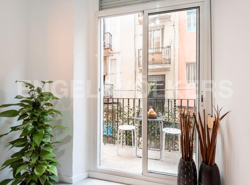 Foto 537bb306-8a76-4d7c-ba66-51ddf913d632. Alquiler apartamento bonito piso temporal en el corazón en Barcelona