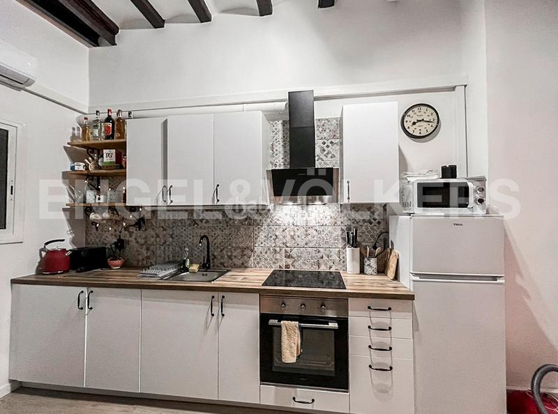 Foto 098c70d0-6ea0-46c4-a90e-8d31669e428e. Lloguer apartament amb calefacció a Raval Barcelona