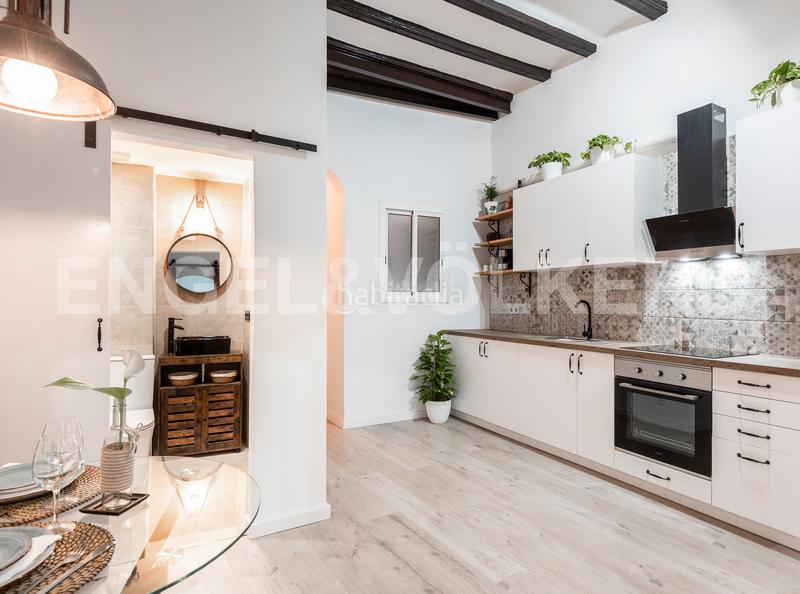 Foto bb13f695-2bd3-4a01-ba82-81d51e2d6c2a. Lloguer apartament amb calefacció a Raval Barcelona