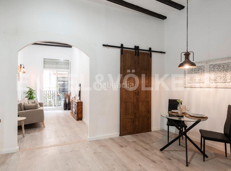 Foto ef2034cd-3f02-402b-a771-3d9e4169940e. Lloguer apartament amb calefacció a Raval Barcelona