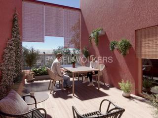Apartamento en Sants. Fantástica planta 2da con terraza
